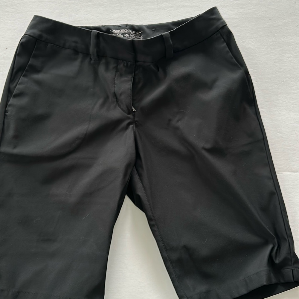 Womens Dri Fit Nike Golf Shorts Size 2